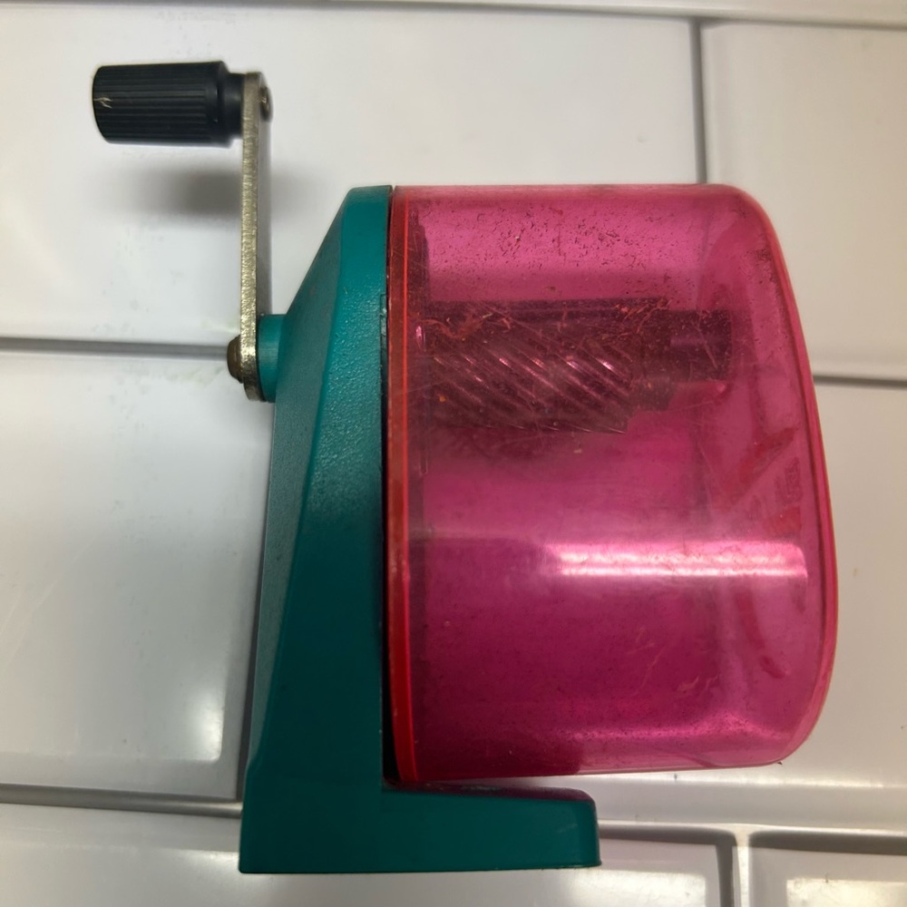 Vintage Bulldog Pencil Sharpener Hunt Mfg Co Desk Mount Pink Teal Plastic Neon